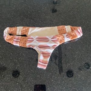 ACACIA “Tribal ombré”